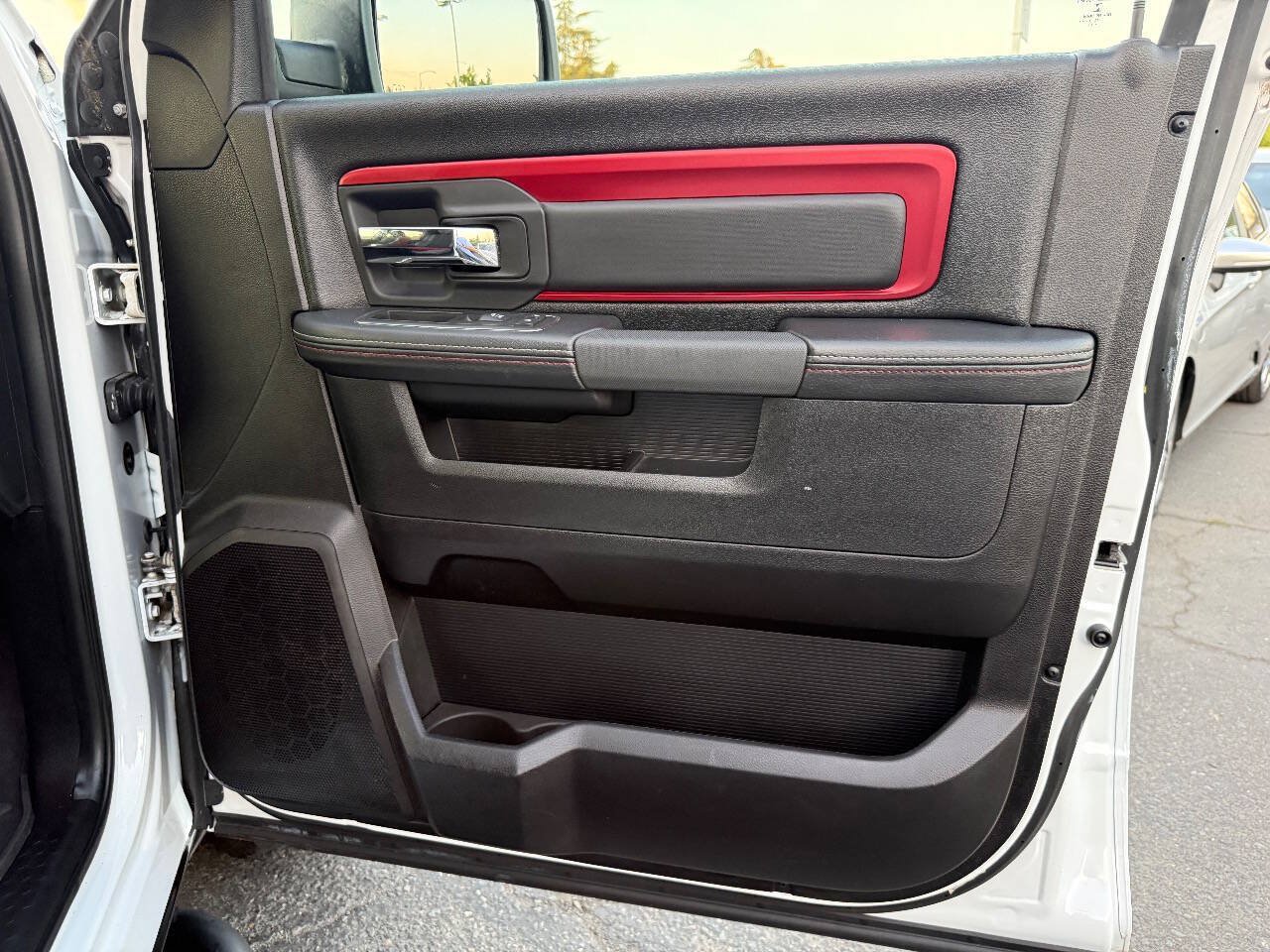 Used 2016 RAM 1500 Rebel AWD/4WD image 13