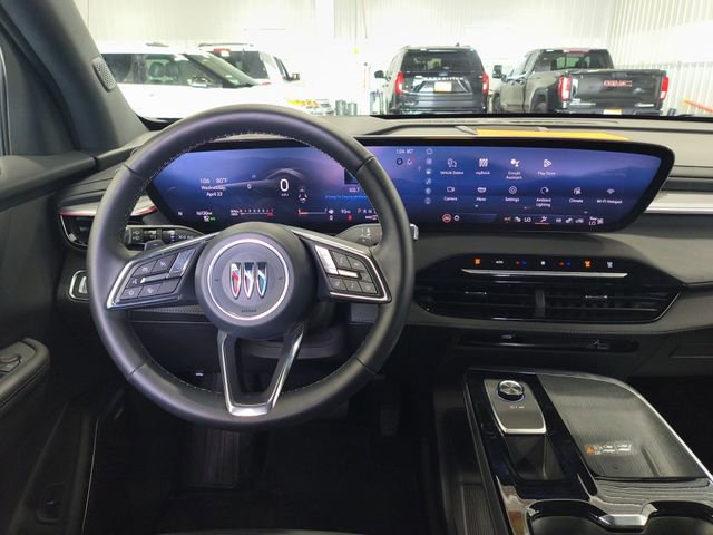 Used 2025 Buick Enclave Preferred AWD/4WD image 10