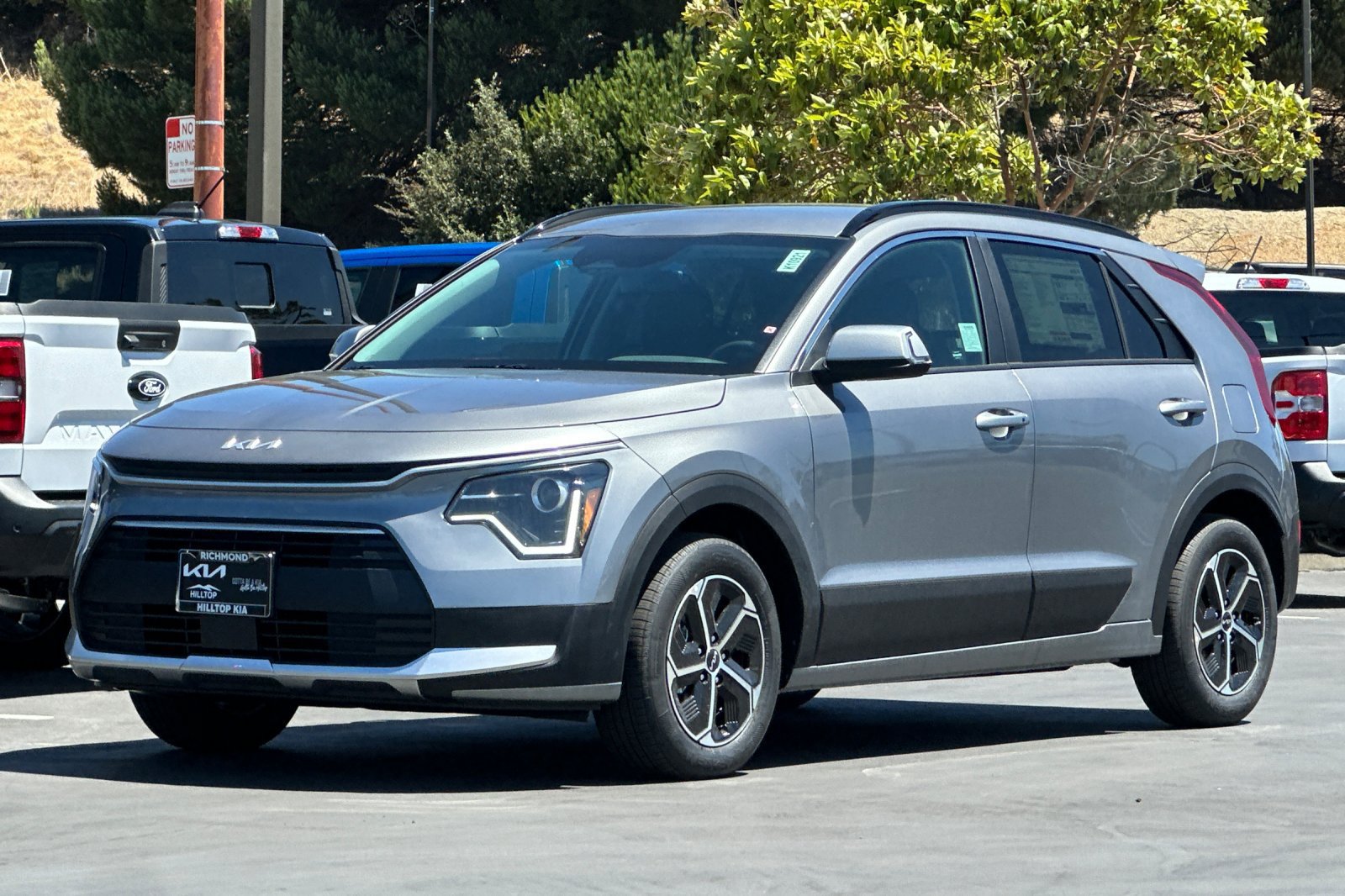New 2026 Kia Niro EX FWD image 8