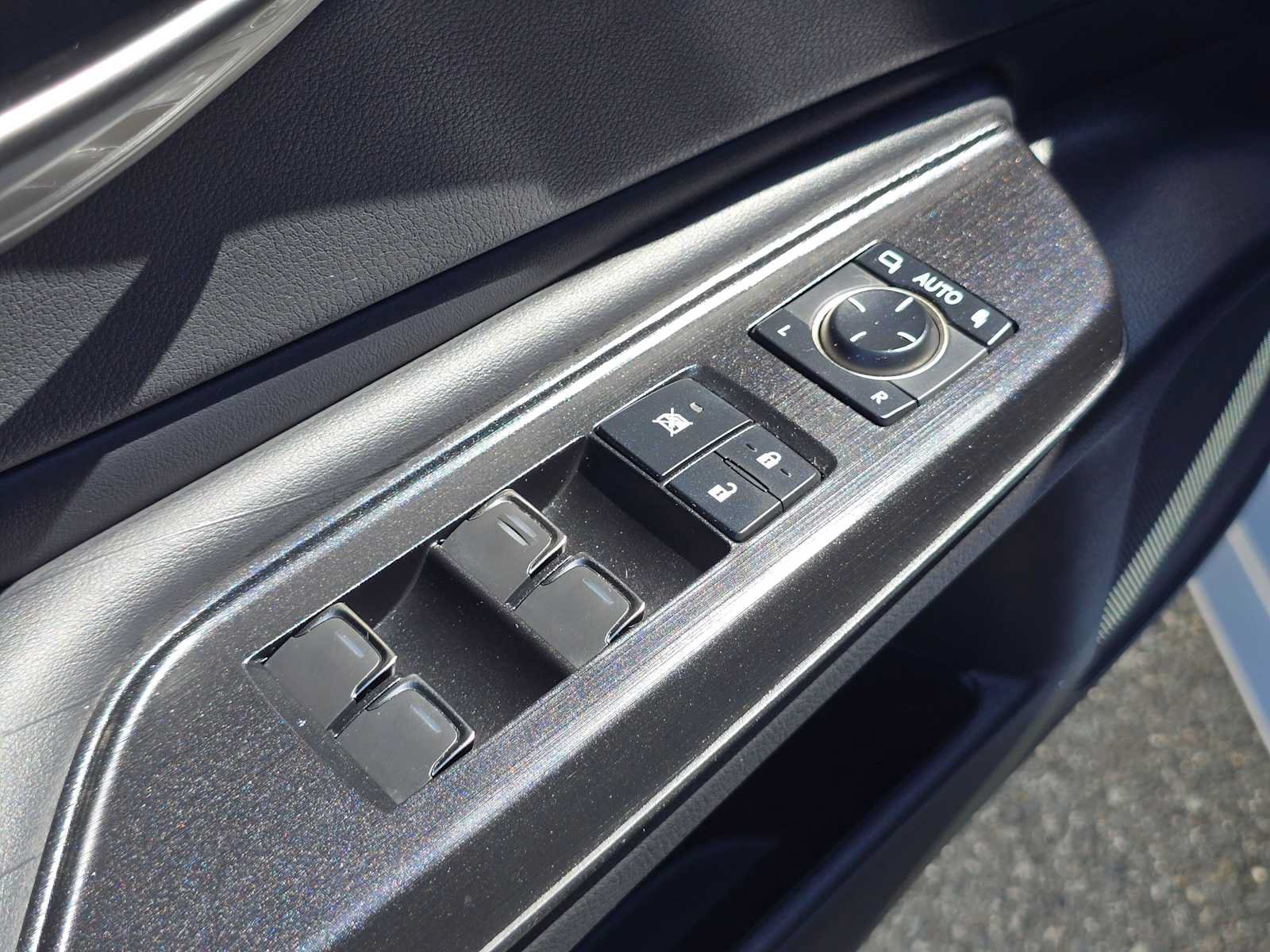 Used 2021 Lexus ES 300h w/ Accessory Package 2 FWD image 24