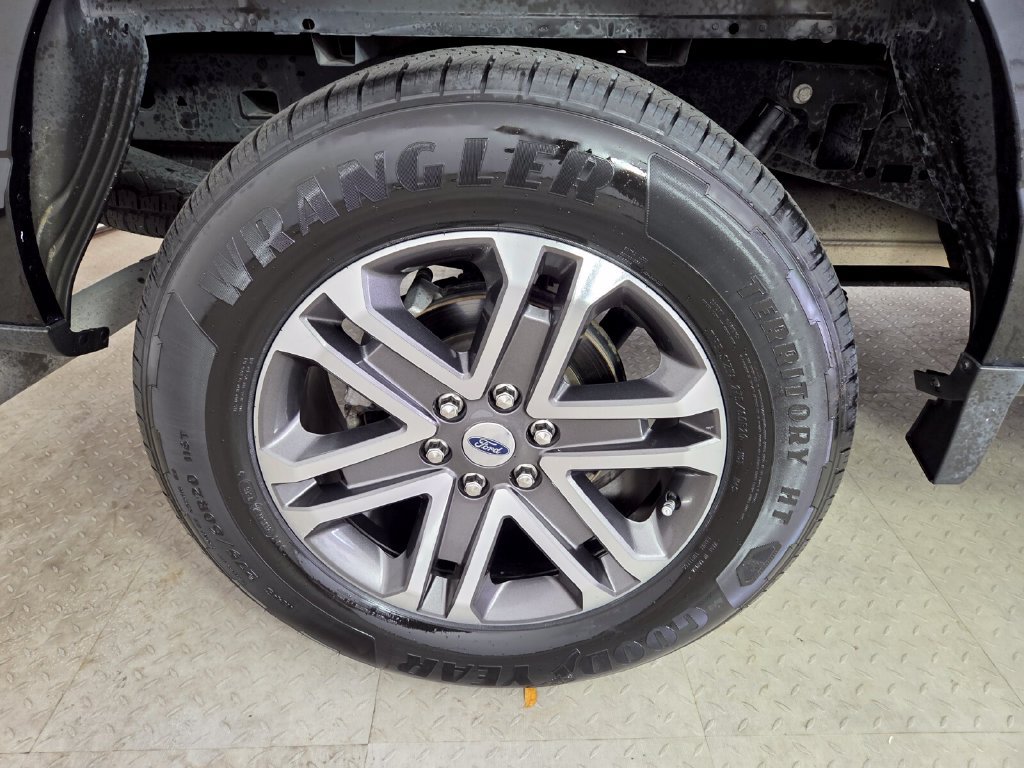 Used 2021 Ford F150 XL w/ STX Appearance Package AWD/4WD image 9