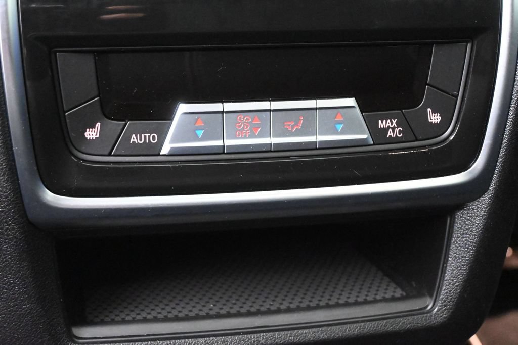 Used 2025 BMW X5 xDrive40i w/ Climate Comfort Package AWD/4WD image 20