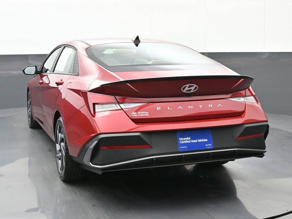 Certified 2025 Hyundai Elantra Sport image 5