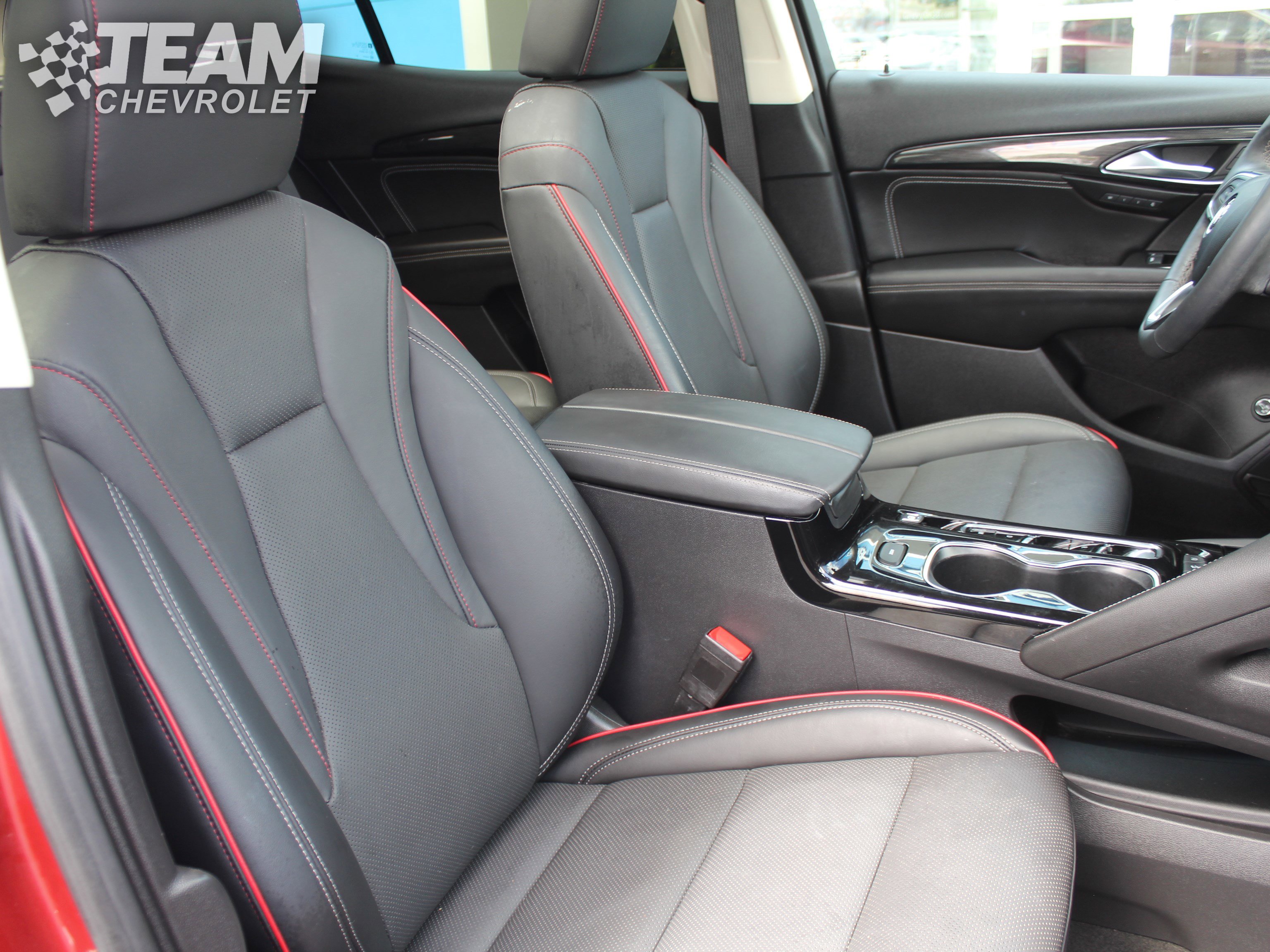 Used 2023 Buick Envision Essence w/ Sport Touring Package AWD/4WD image 28
