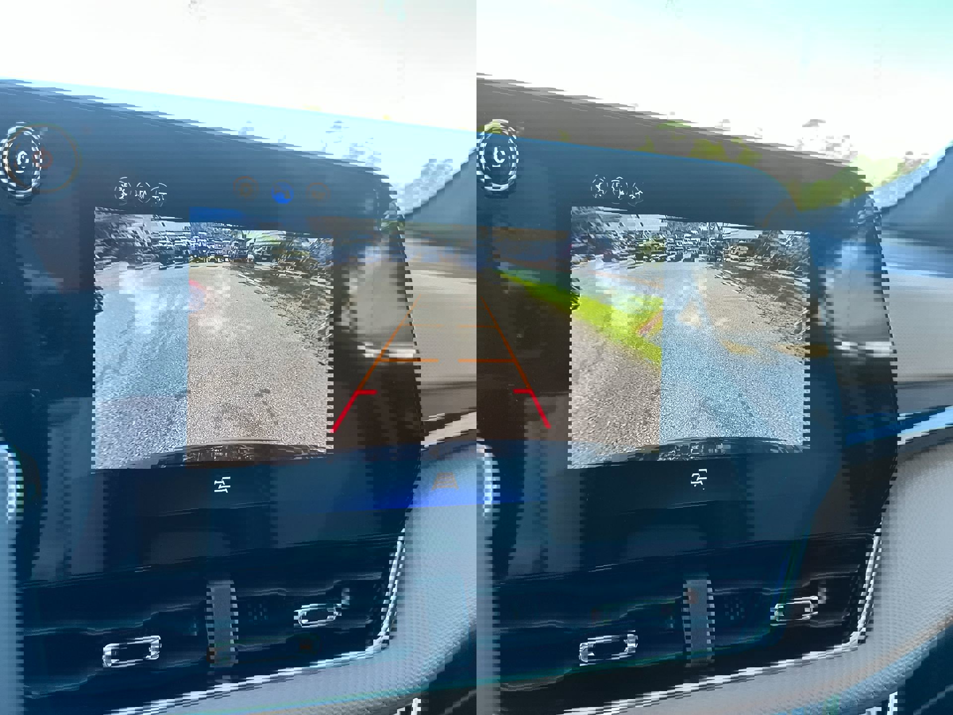 New 2026 Chevrolet Equinox ACTIV w/ Convenience Package III image 23