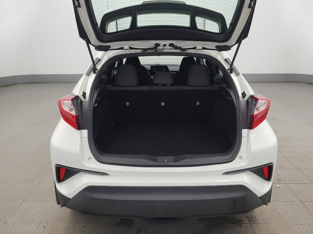 Used 2018 Toyota C-HR XLE image 29