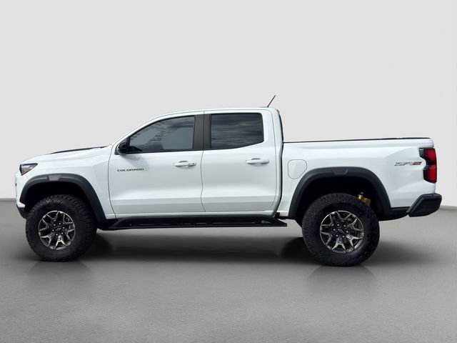 Used 2024 Chevrolet Colorado ZR2 w/ Safety Package AWD/4WD image 3