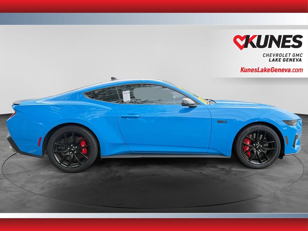 Used 2024 Ford Mustang GT Premium RWD image 3