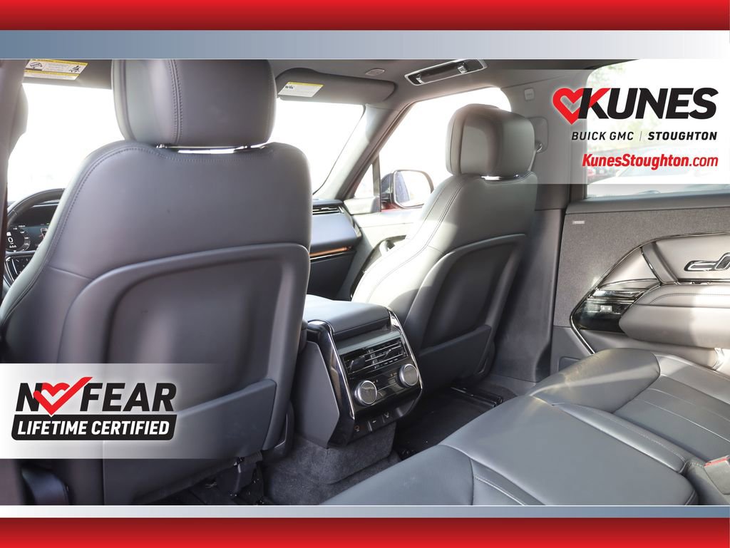 Used 2024 Land Rover Range Rover Sport Dynamic SE image 37