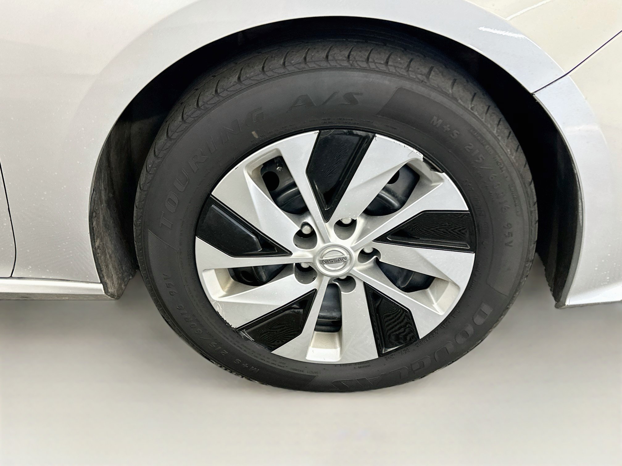 Used 2019 Nissan Altima 2.5 S FWD image 11