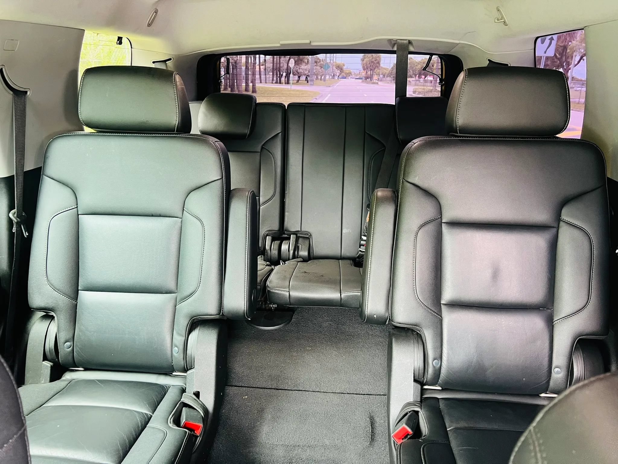 Used 2019 Chevrolet Tahoe LT AWD/4WD image 16