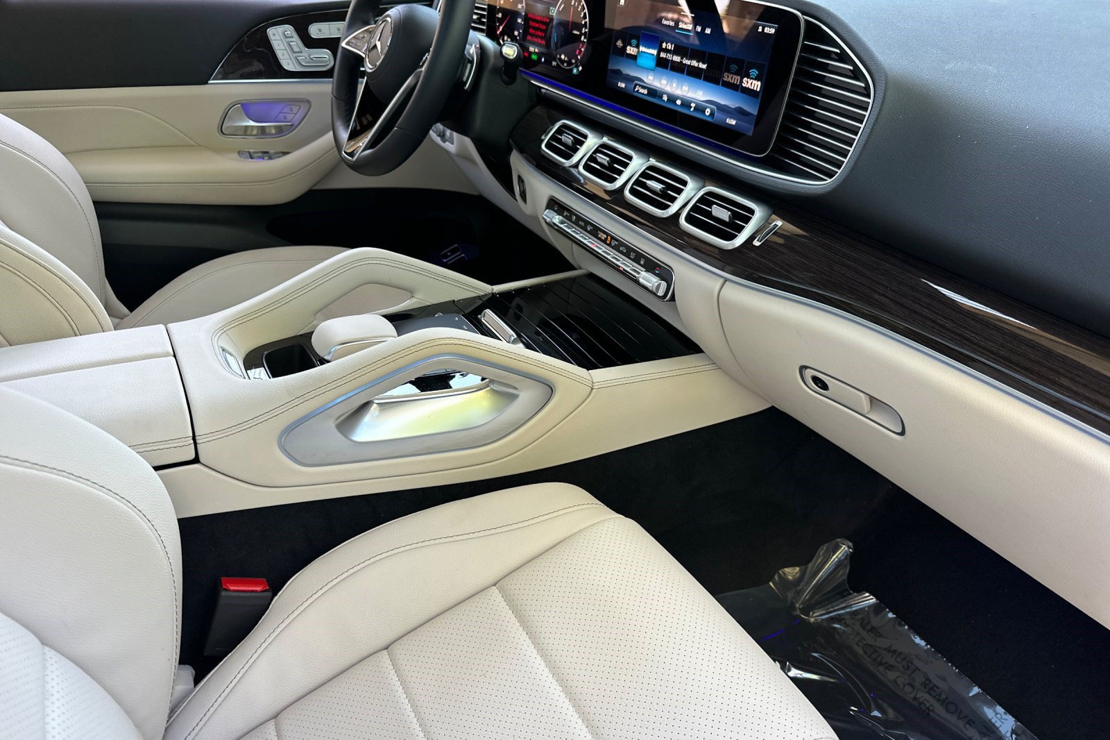 Certified 2025 Mercedes-Benz GLE 450e 4MATIC image 34