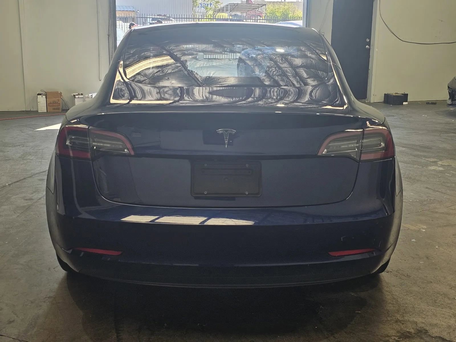 Used 2020 Tesla Model 3 Standard Range Plus image 3