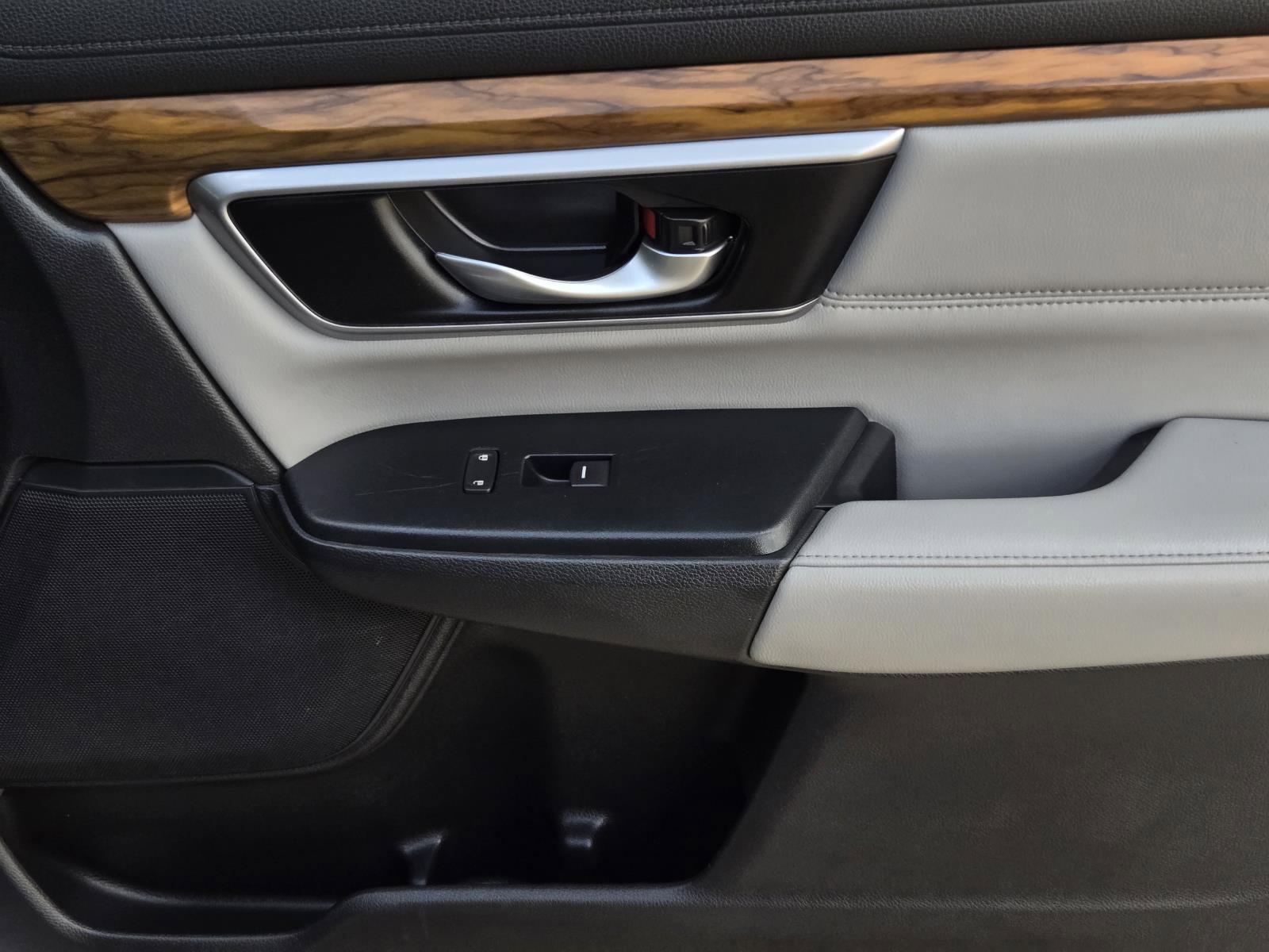 Used 2018 Honda CR-V EX-L image 12