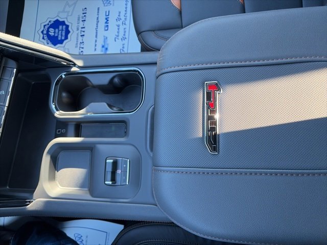 New 2026 GMC Sierra 2500 AT4 w/ AT4 Premium Plus Package image 24