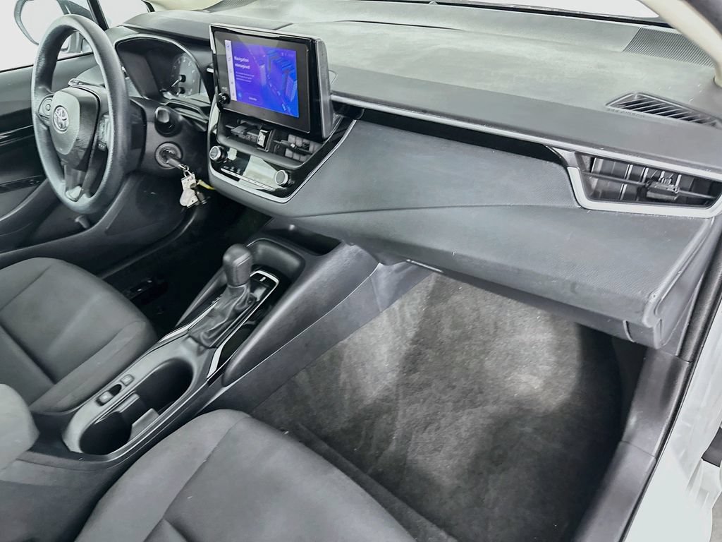 Used 2023 Toyota Corolla LE FWD image 28