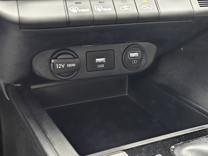 Used 2022 Hyundai Elantra SEL w/ Cargo Package image 27