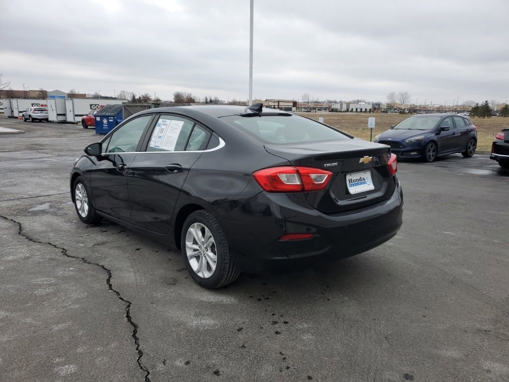 Used 2019 Chevrolet Cruze LT w/ Convenience Package image 5