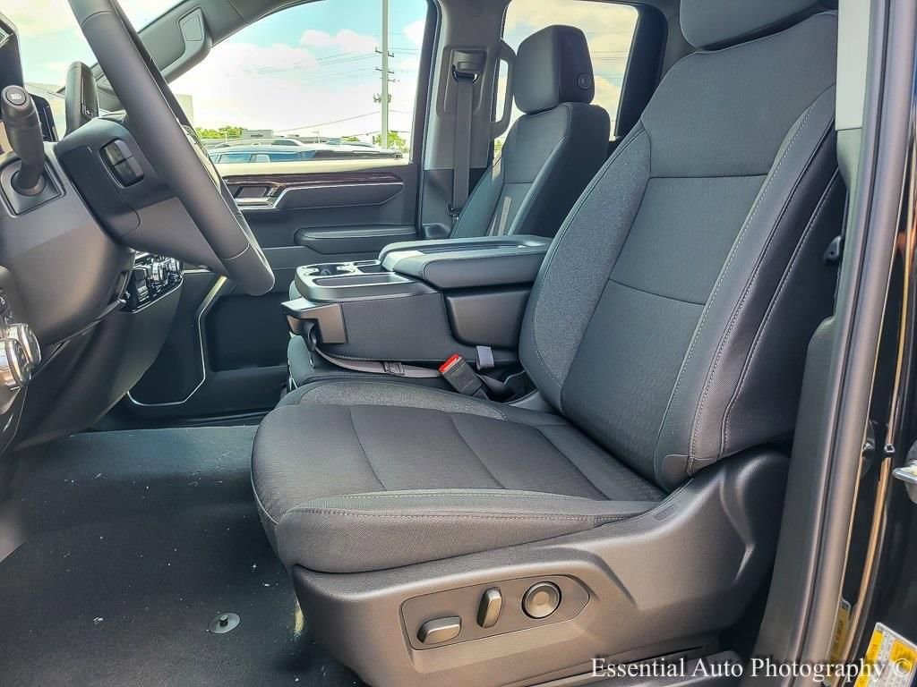 New 2026 GMC Sierra 1500 SLE image 9
