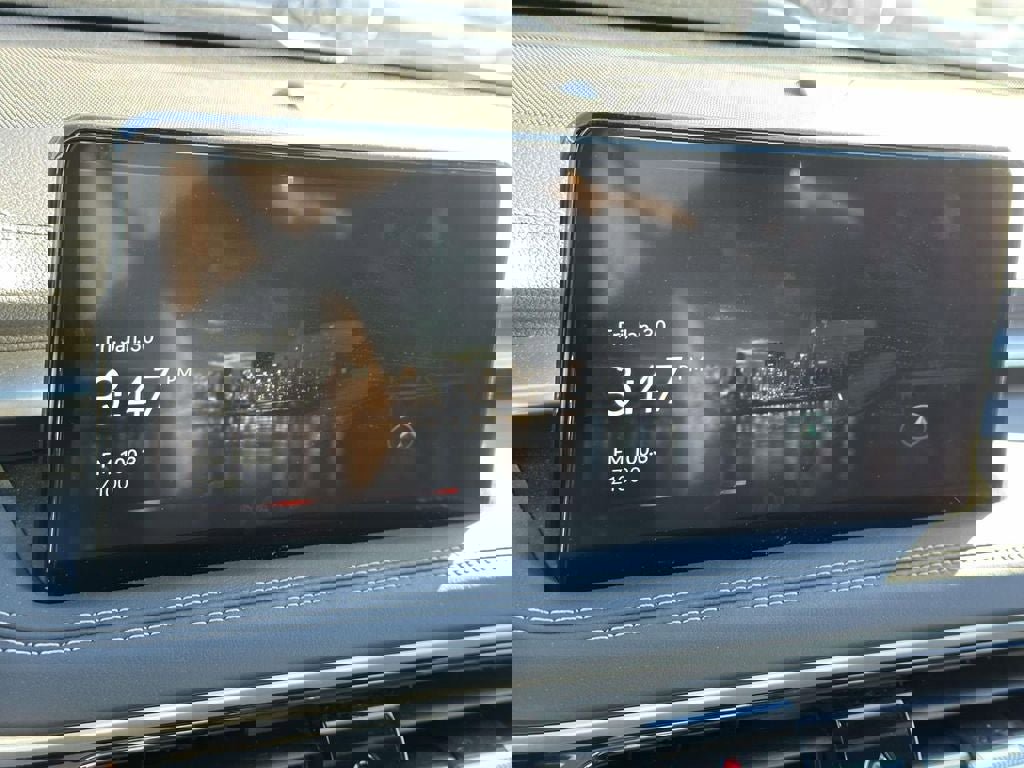 Used 2025 Genesis G70 3.3T Advanced image 24