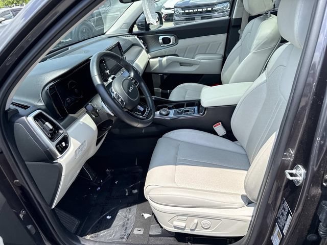 Used 2023 Kia Sorento SX Prestige w/ Panoramic Sunroof Package AWD/4WD image 14
