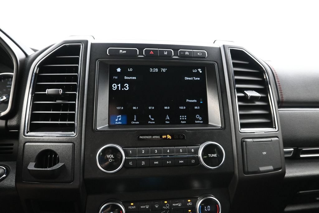 Used 2019 Ford Expedition Limited w/ Equipment Group 303A RWD image 15