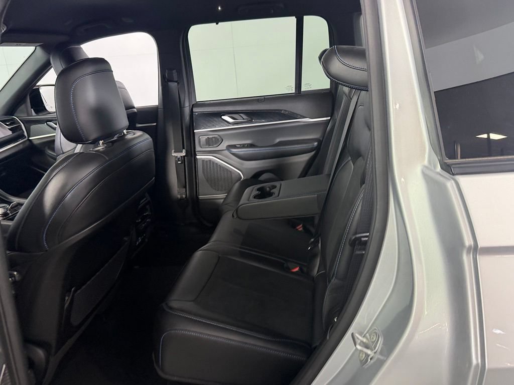 Used 2023 Jeep Grand Cherokee Trailhawk w/ Advanced Protech Group II AWD/4WD image 28