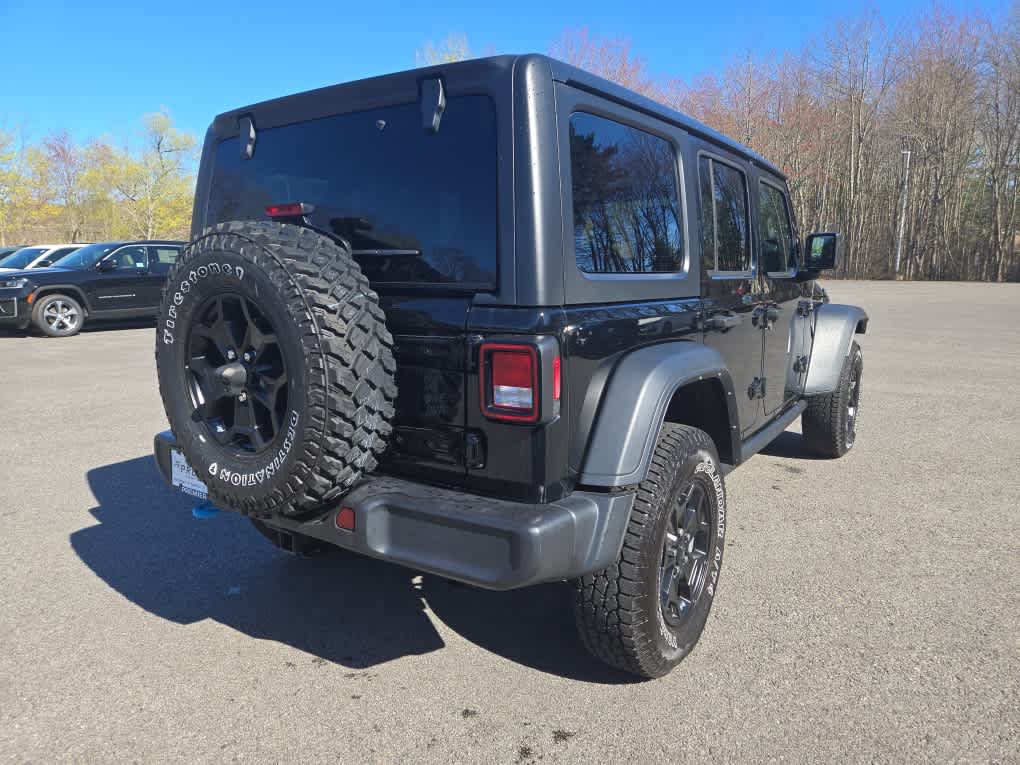 Used 2023 Jeep Wrangler Unlimited w/ Cold Weather Group AWD/4WD image 5