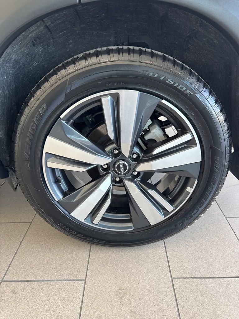 Used 2023 Nissan Rogue SL w/ SL Premium Package AWD/4WD image 19