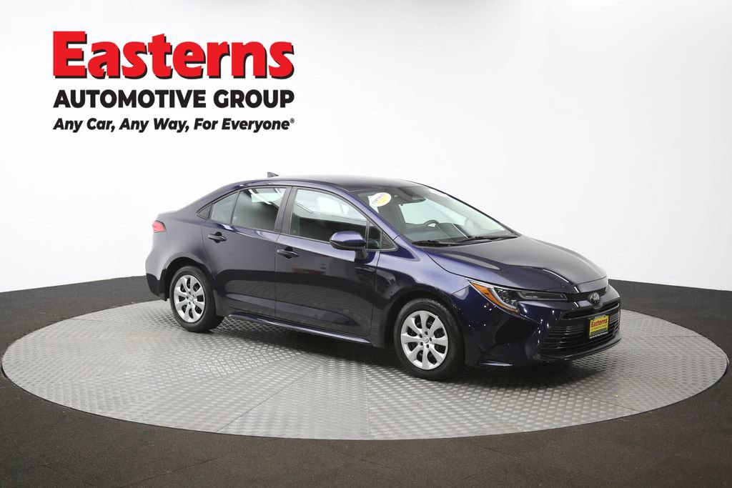 Used 2023 Toyota Corolla LE image 47