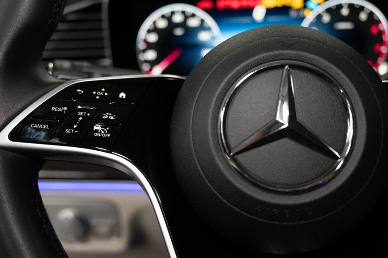 Certified 2026 Mercedes-Benz GLS 450 4MATIC image 24
