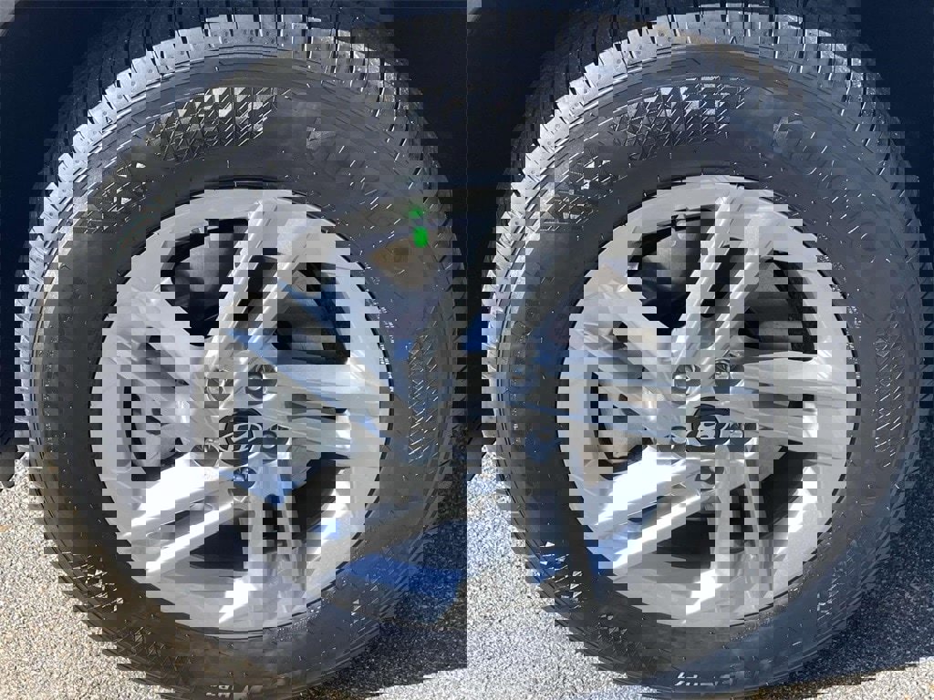 New 2026 Hyundai Tucson SE image 5