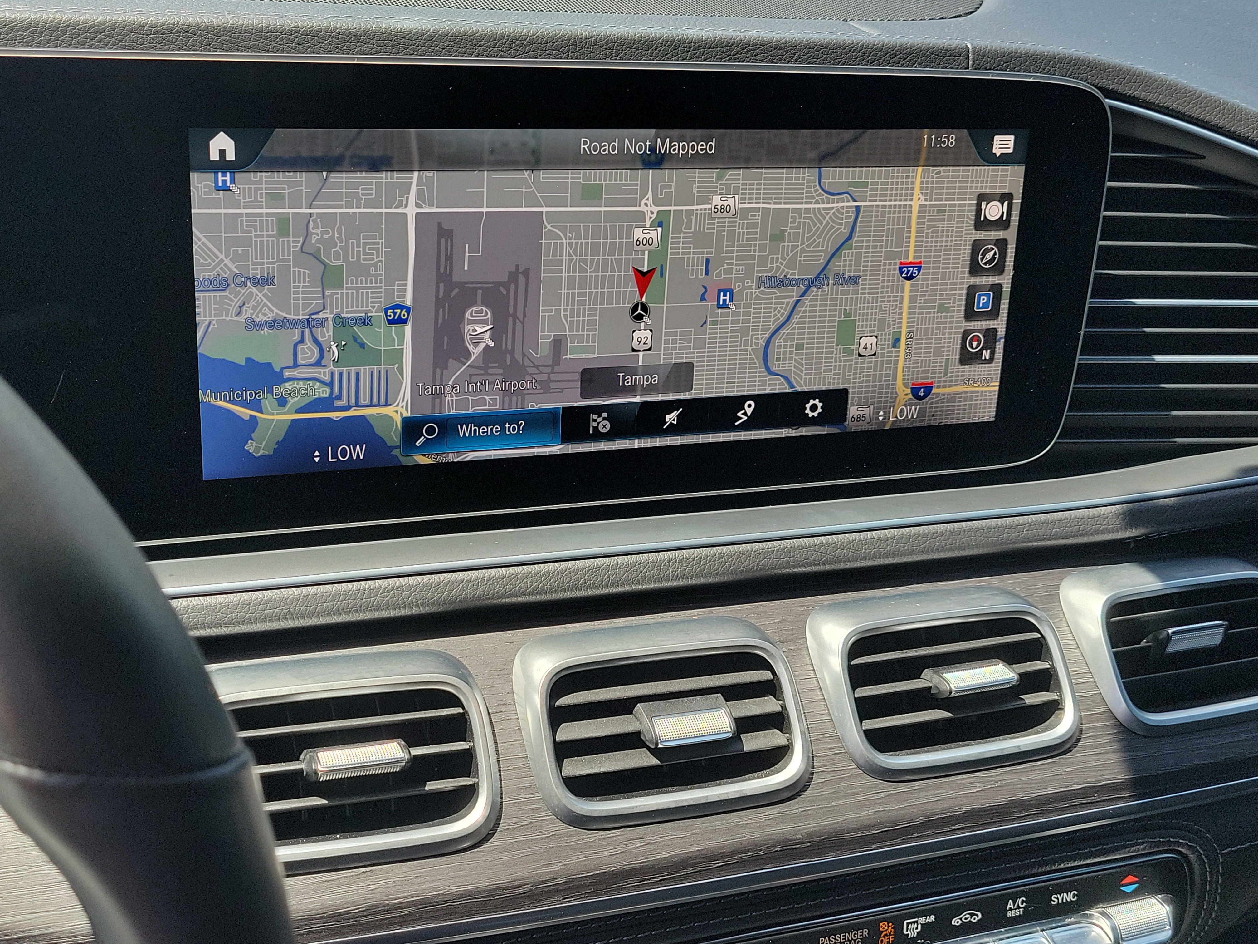 Used 2021 Mercedes-Benz GLE 350 4MATIC image 26