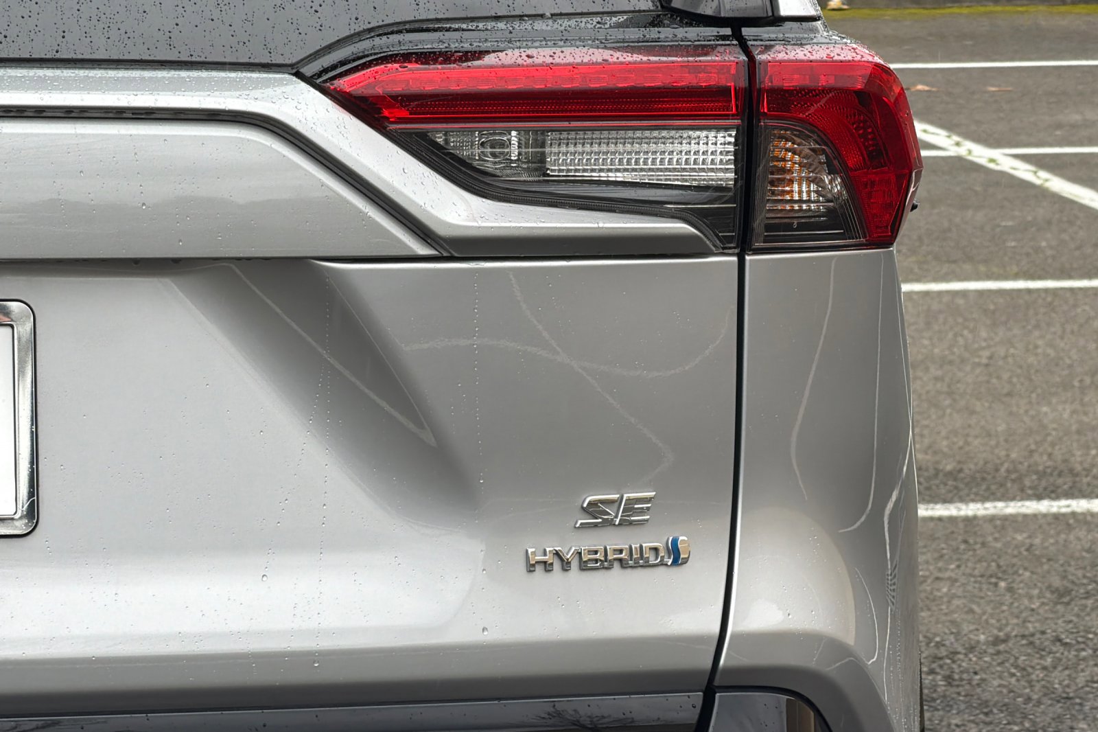 Used 2024 Toyota RAV4 SE image 26