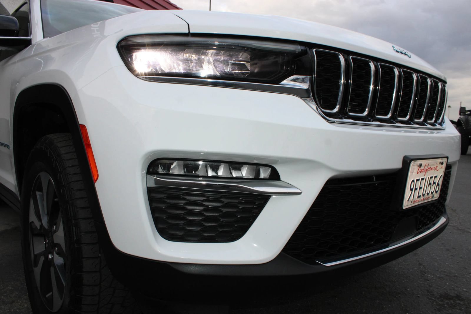Used 2022 Jeep Grand Cherokee Limited 4xe AWD/4WD image 5