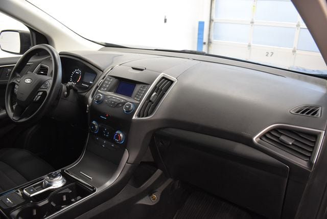 Used 2019 Ford Edge SE AWD/4WD image 18