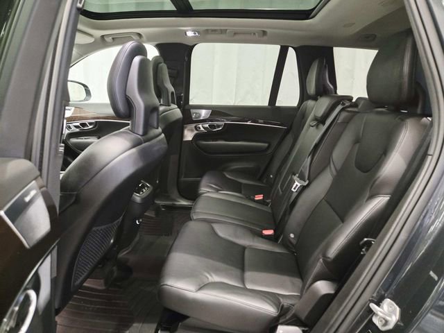 Used 2016 Volvo XC90 T6 Momentum w/ Momentum Plus Package image 10