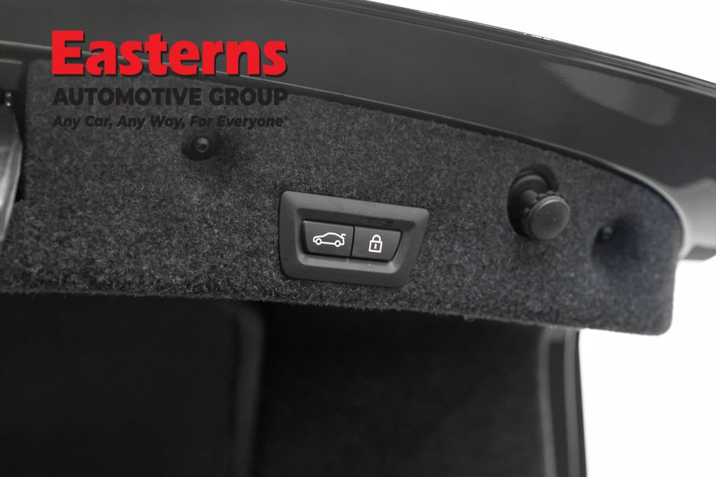 Used 2015 BMW M5 RWD image 37
