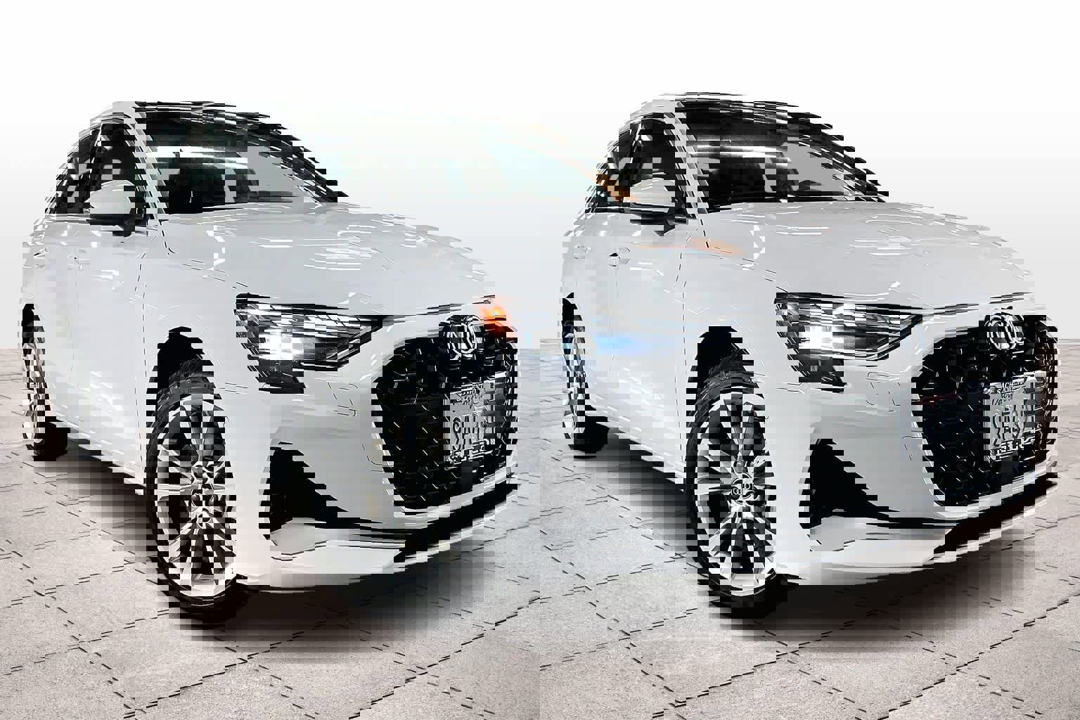 Used 2025 Audi A3 2.0T Premium Plus w/ Premium Plus Package image 2