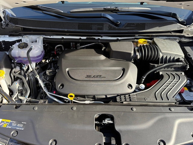 New 2026 Chrysler Pacifica Pinnacle image 10