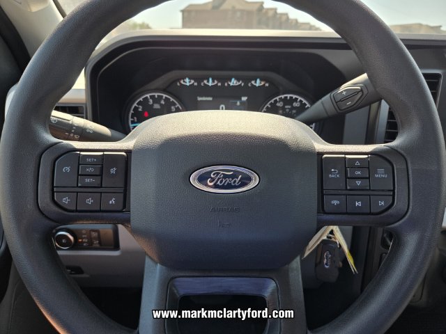 New 2026 Ford F250 XL w/ XL Chrome Package AWD/4WD image 19