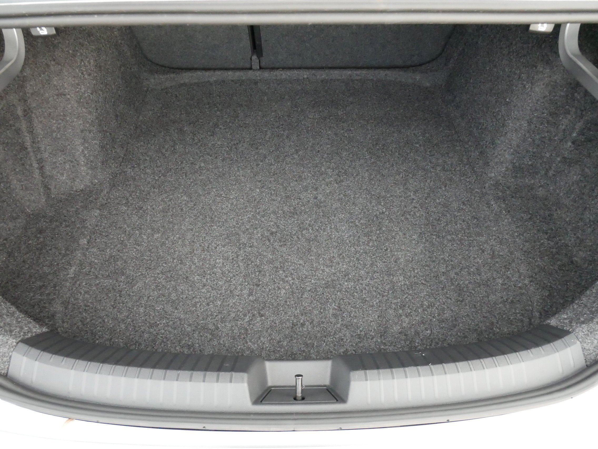 Certified 2025 Volkswagen Jetta Sport FWD image 18