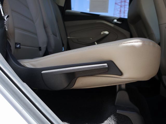 Used 2019 Ford Escape SEL AWD/4WD image 12