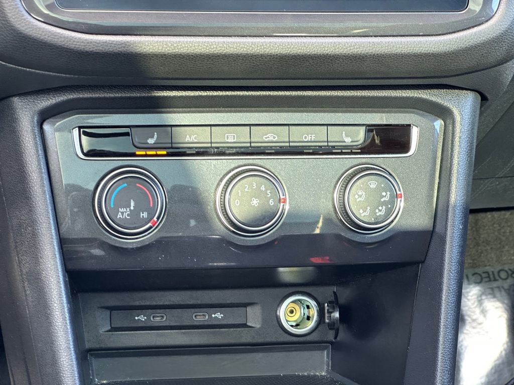 Used 2024 Volkswagen Tiguan Wolfsburg Edition image 15