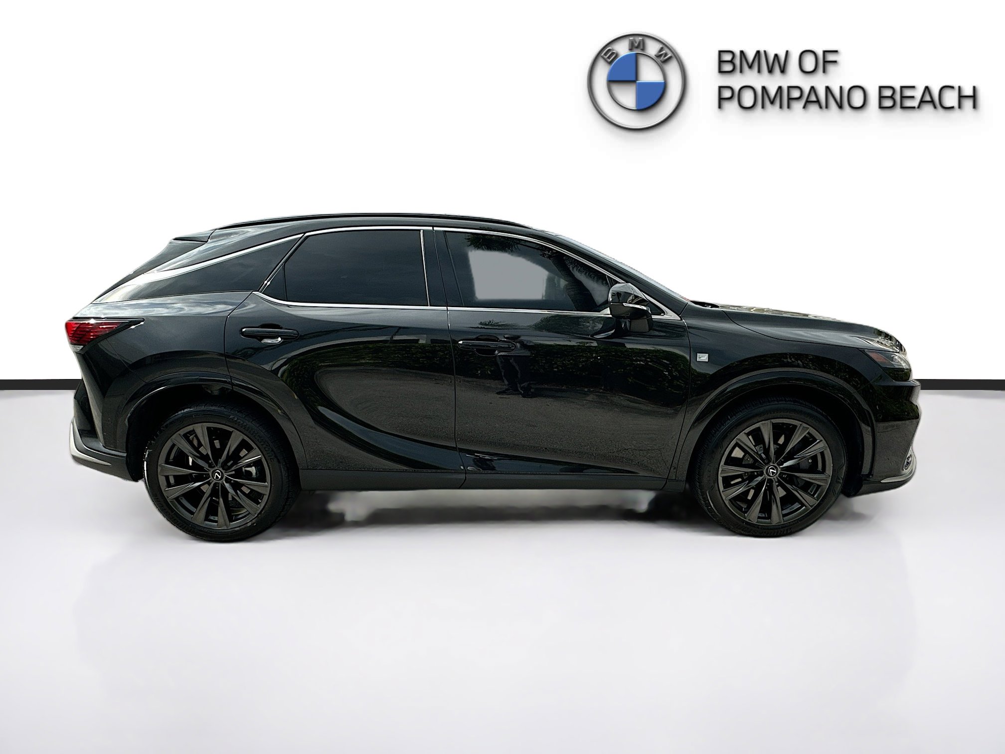 Used 2024 Lexus RX 350 F Sport w/ Convenience Package image 8