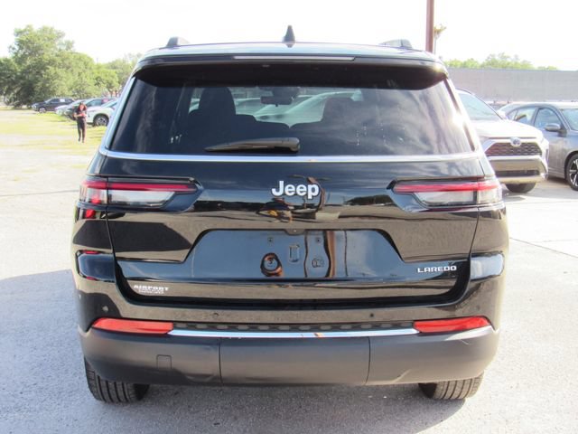 Used 2025 Jeep Grand Cherokee L Laredo RWD image 4