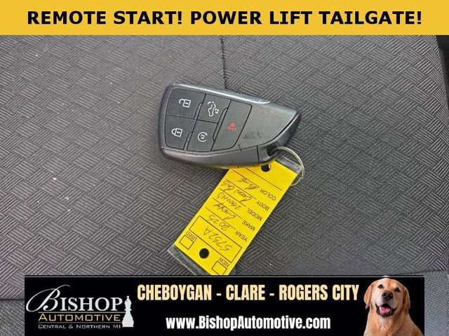 Used 2025 Chevrolet Silverado 2500 LT w/ Convenience Package AWD/4WD image 12