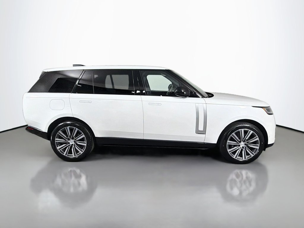 Used 2025 Land Rover Range Rover Long Wheelbase Autobiography AWD/4WD image 4