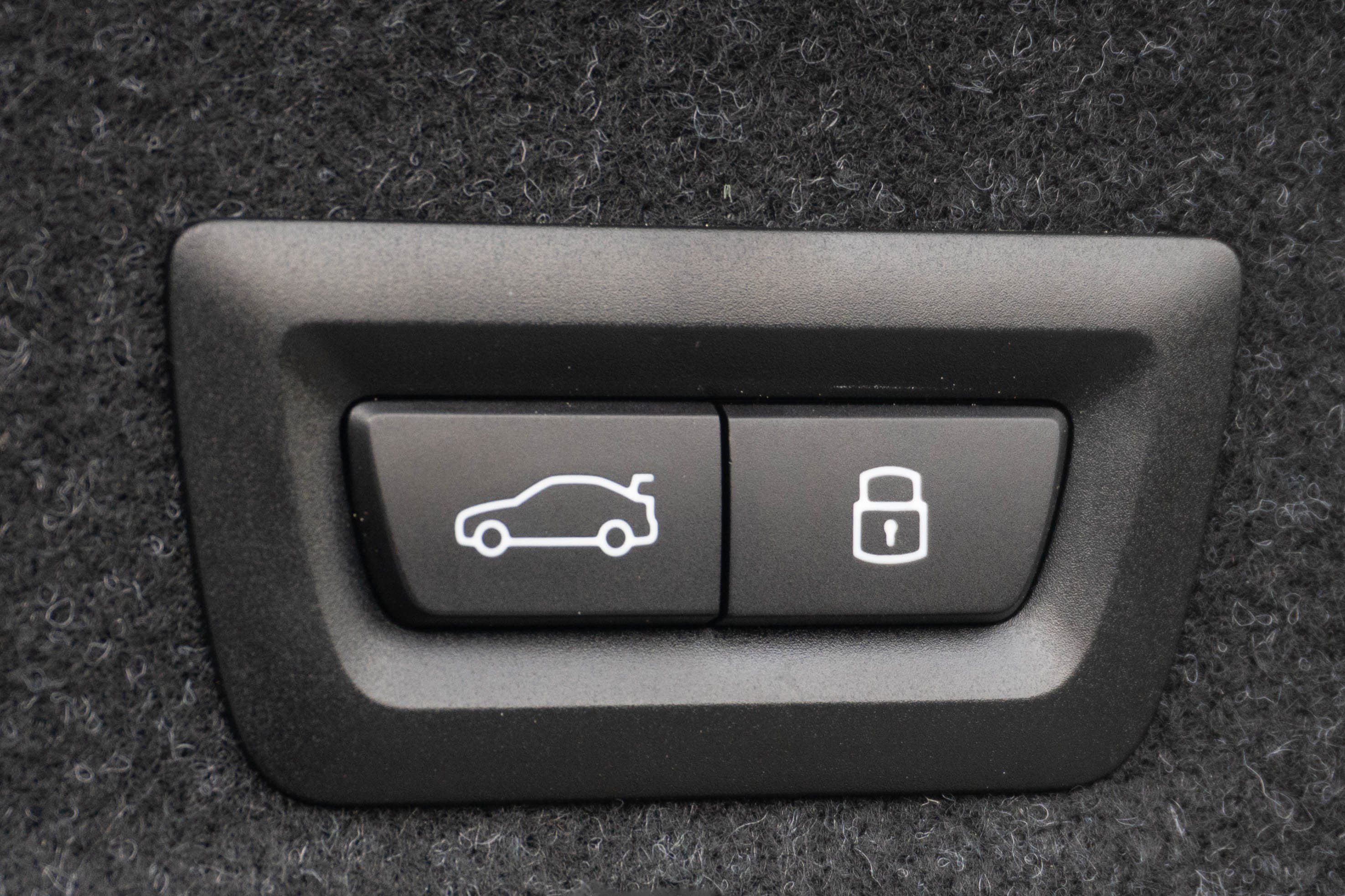 Used 2024 BMW M3 Competition w/ Executive Package image 39