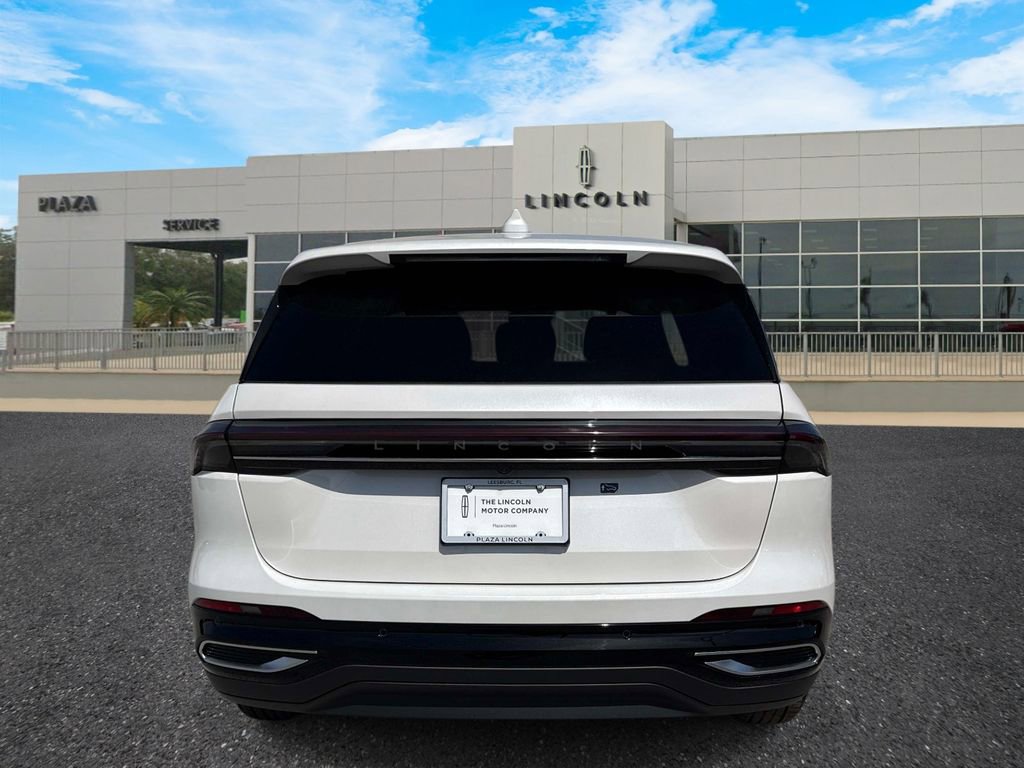 New 2026 Lincoln Nautilus Premier image 4